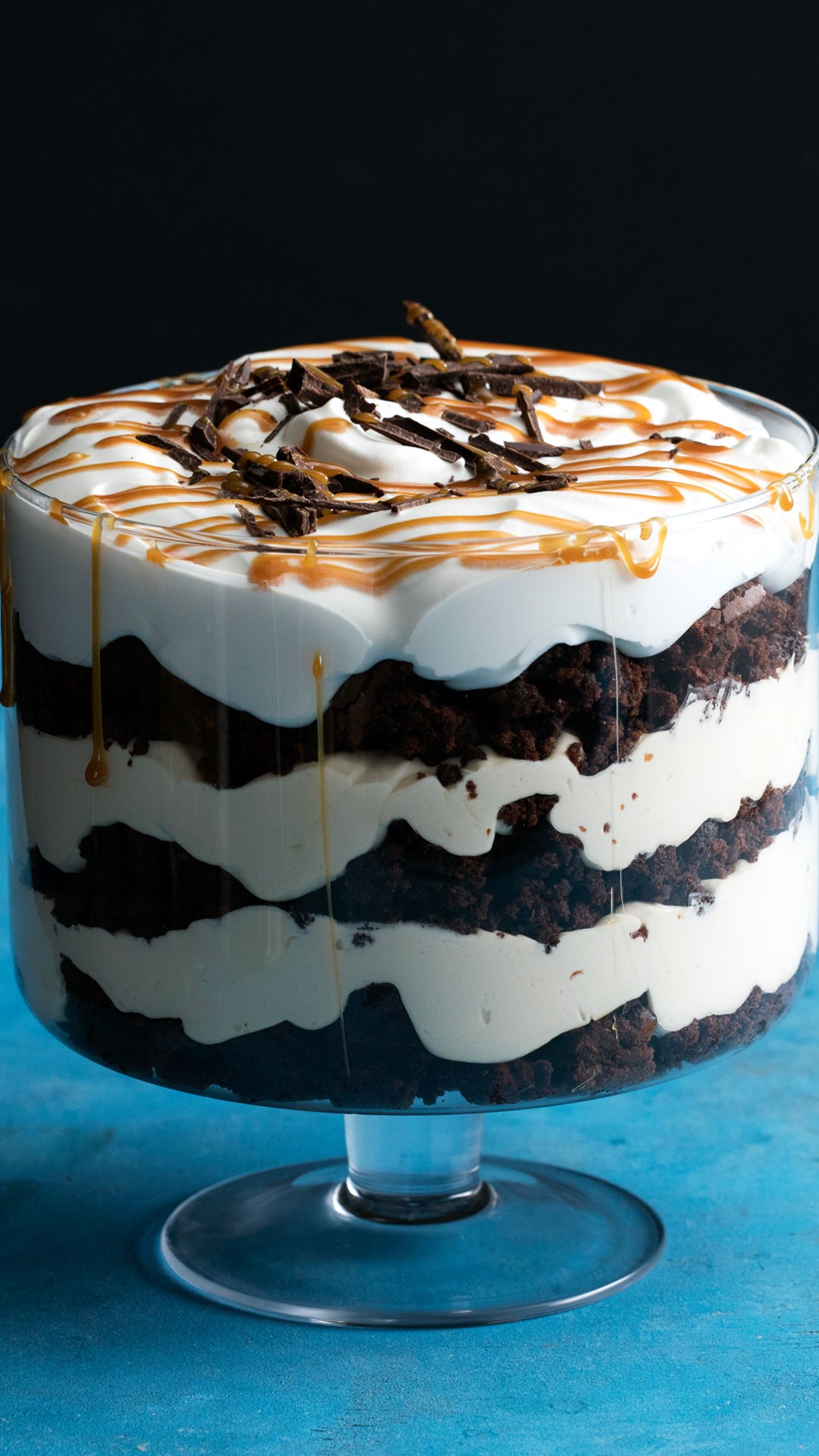 Oreo Brownie Banana Caramel Trifle - Cake by Courtney