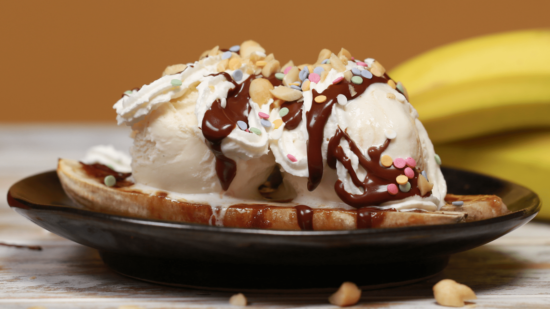 Baked Banana Split | Tastemade
