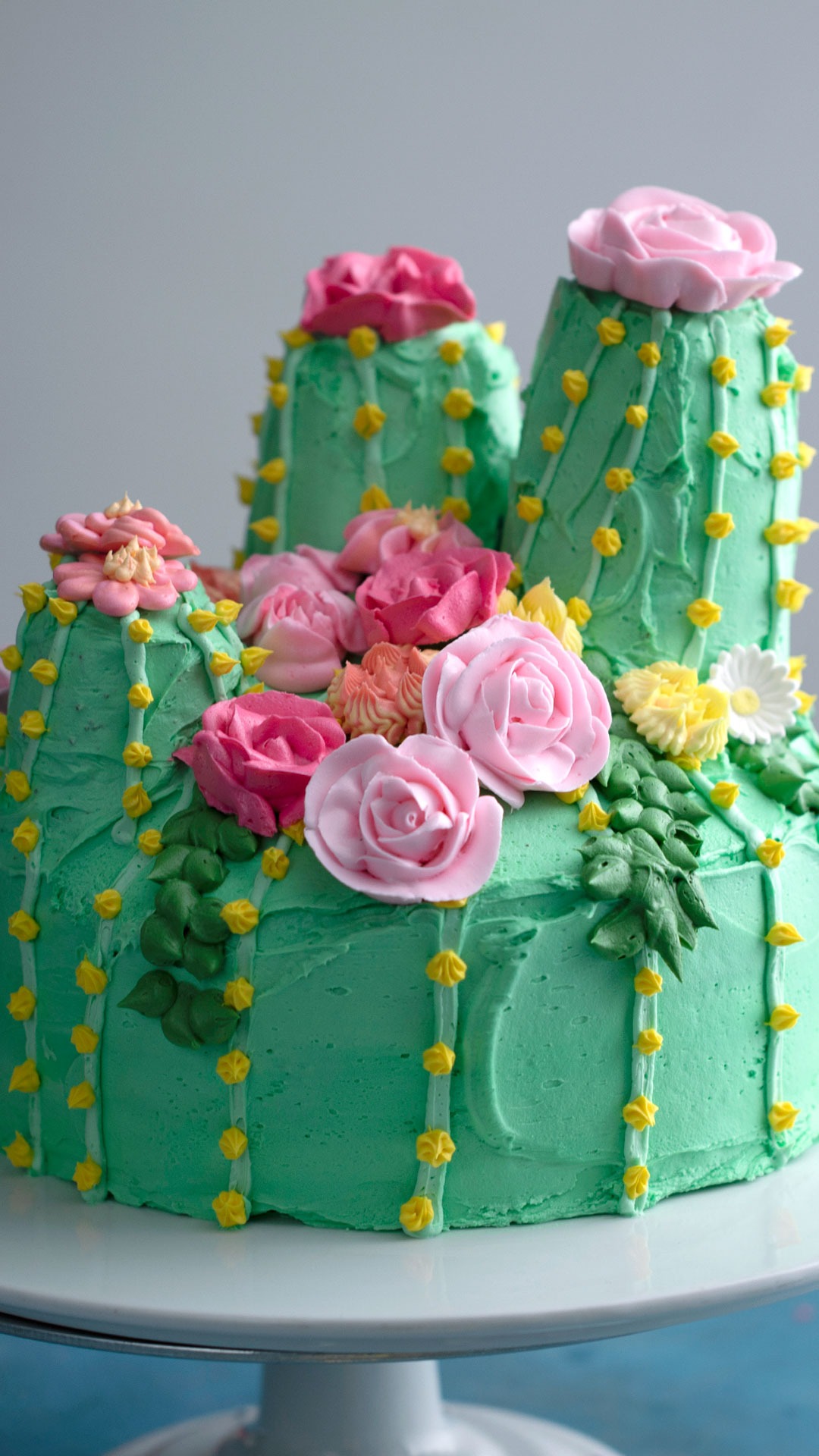 A Cactus Cake With Major Desert Vibes - Sugar & Sparrow