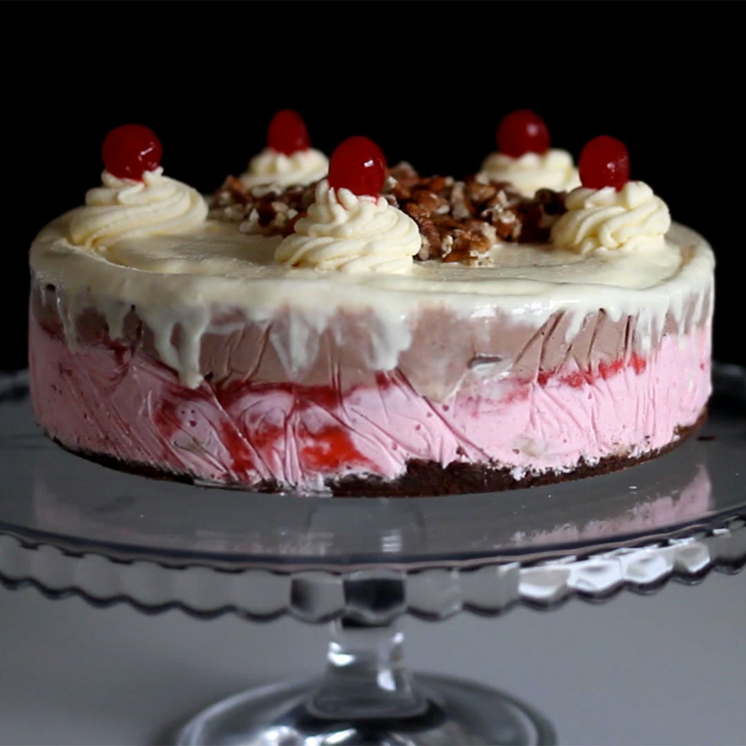 Banana Split Ice Cream Cake Recipe