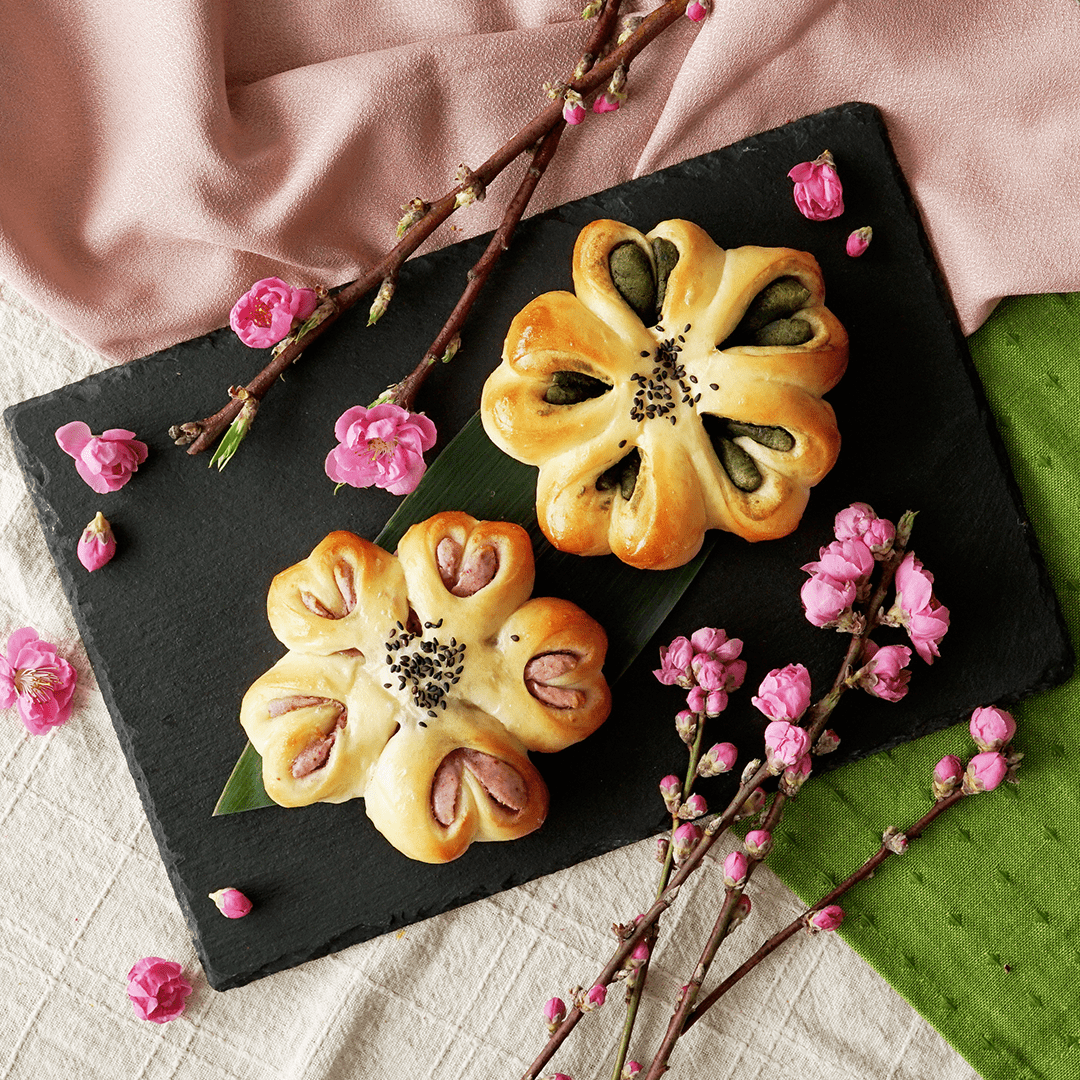 ANPAN　1/6 Sakura Anpan (Adzuki Bean Paste Bread) | Tastemade