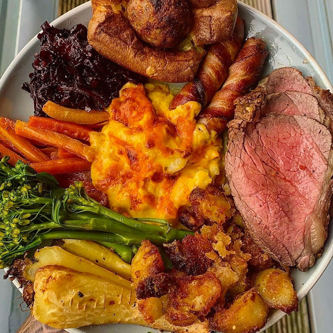 Full Roast Dinner | Tastemade