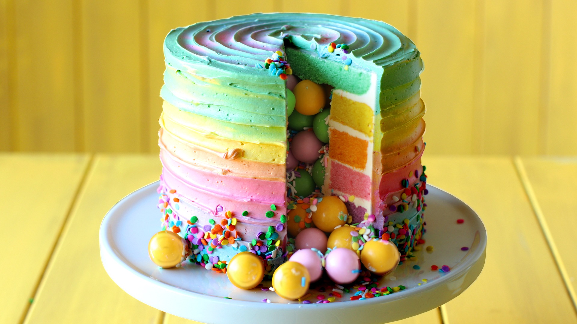 DIY Rainbow Surprise Cake - Jenny Cookies | Recipe | Rainbow cake recipe,  Cool birthday cakes, Surprise cake