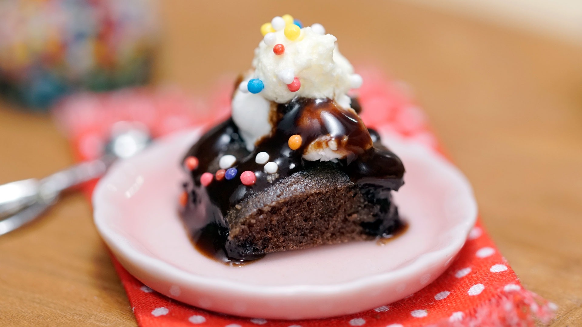 Тини пай. Вкусная и сладкая еда из Кореи. Tiny Cakes. Brownie with Ice Cream. Dolce Safina Ice Cream.