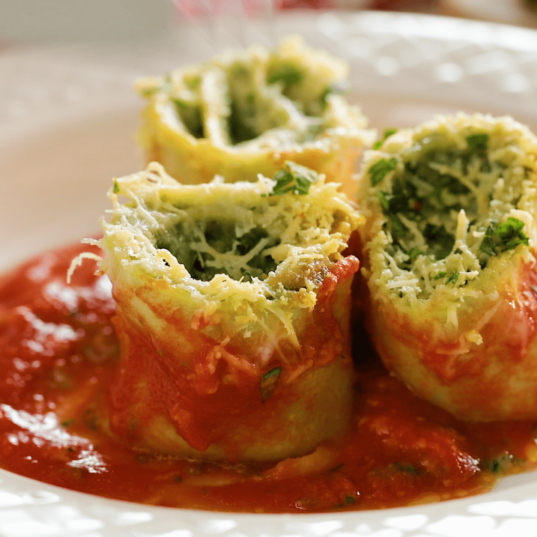 Cheesy Mushroom Rotolo | Tastemade