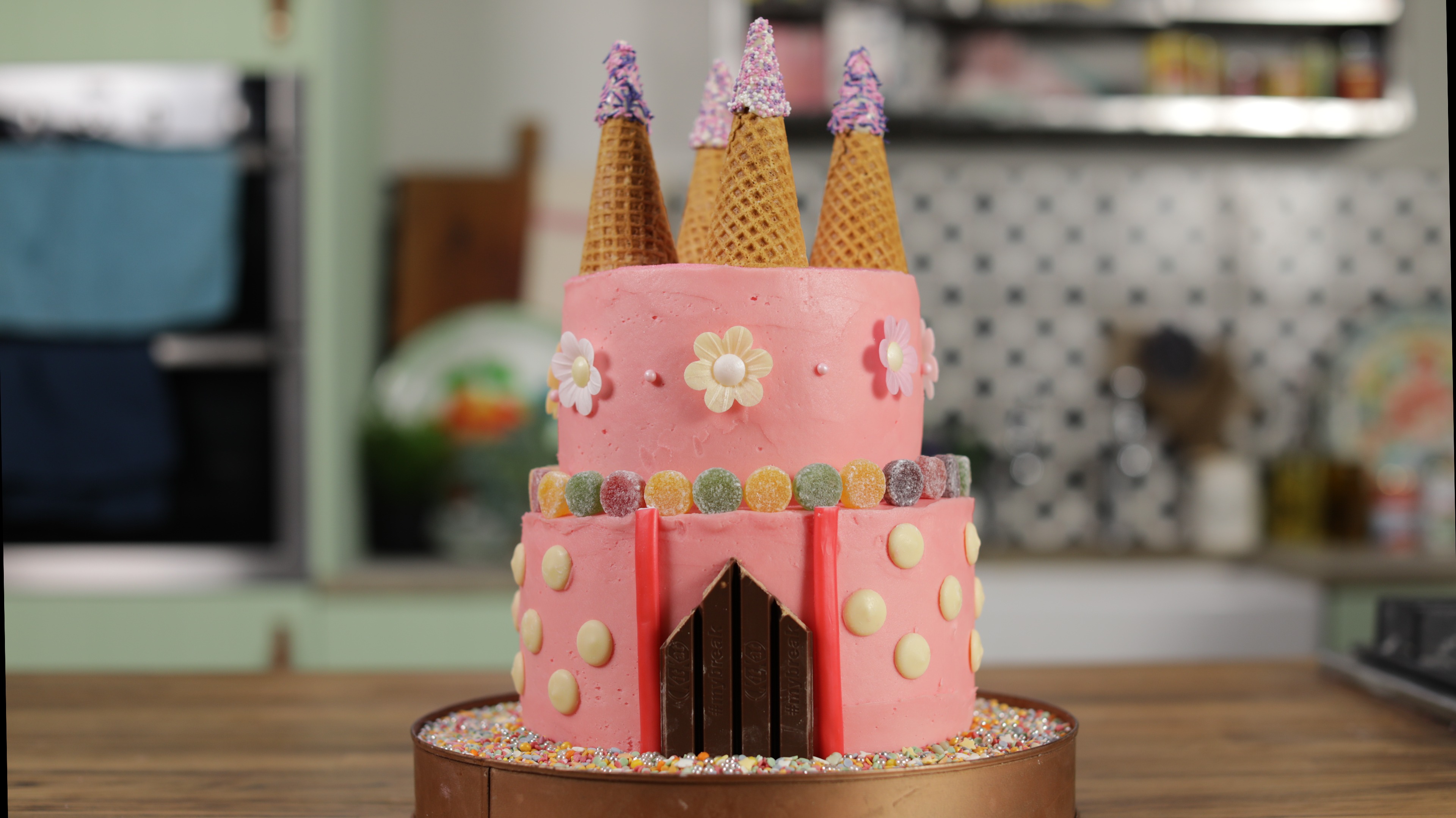 Coolest Medieval Fantasy Castle Cake