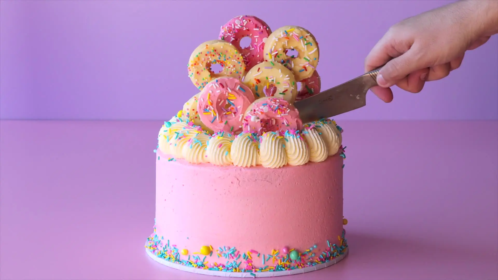 Donut Worry Cake – Taylor-MadeCake
