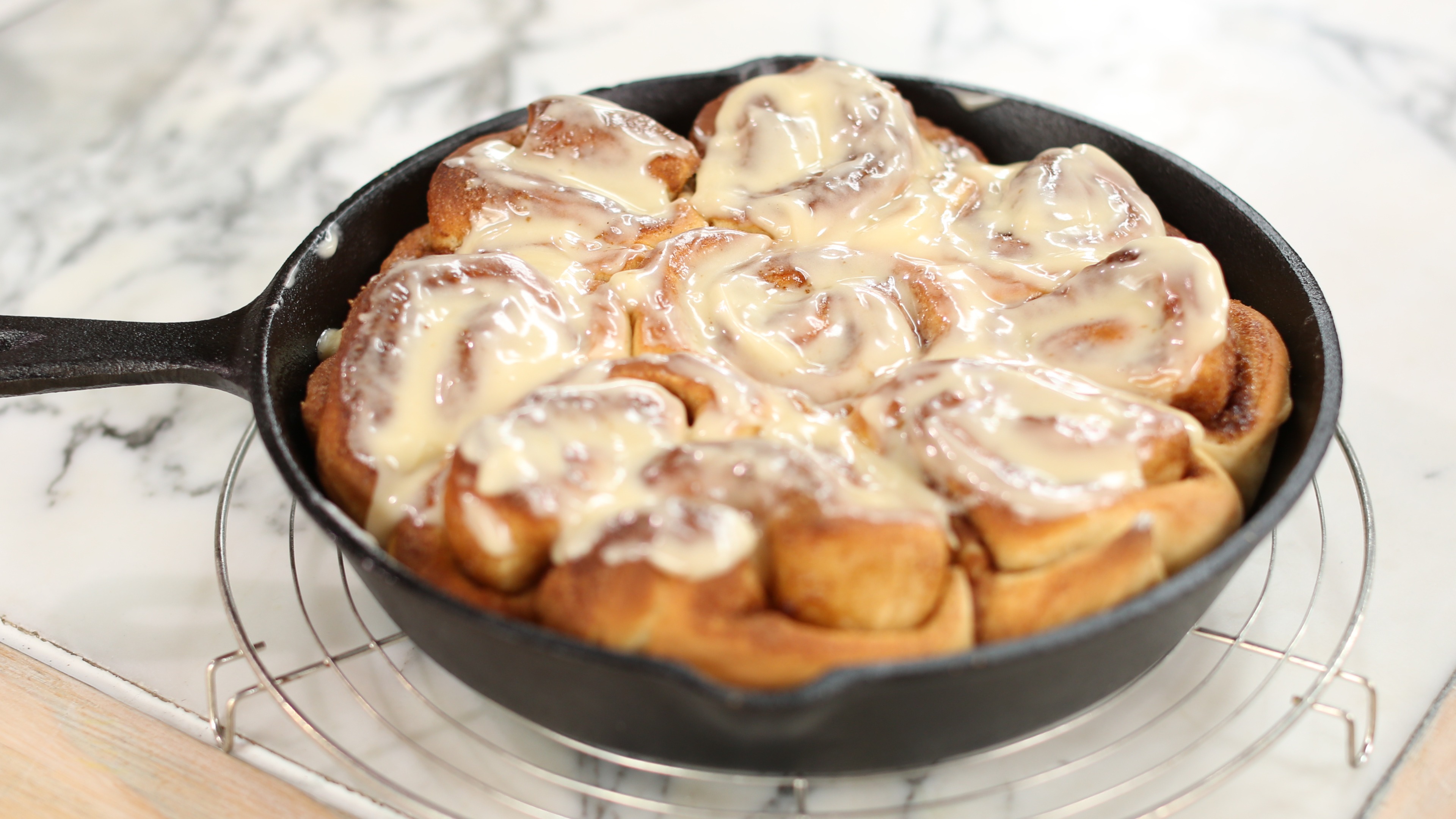 Skillet Cinnamon Roll Recipe