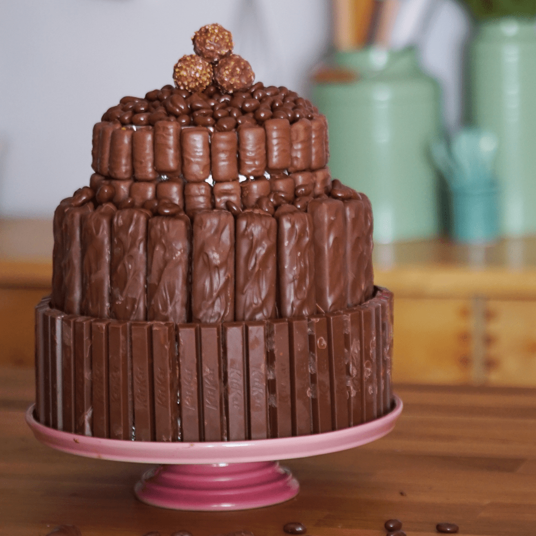 Kitkat chocolate bar birthday cake hi-res stock photography and images -  Alamy