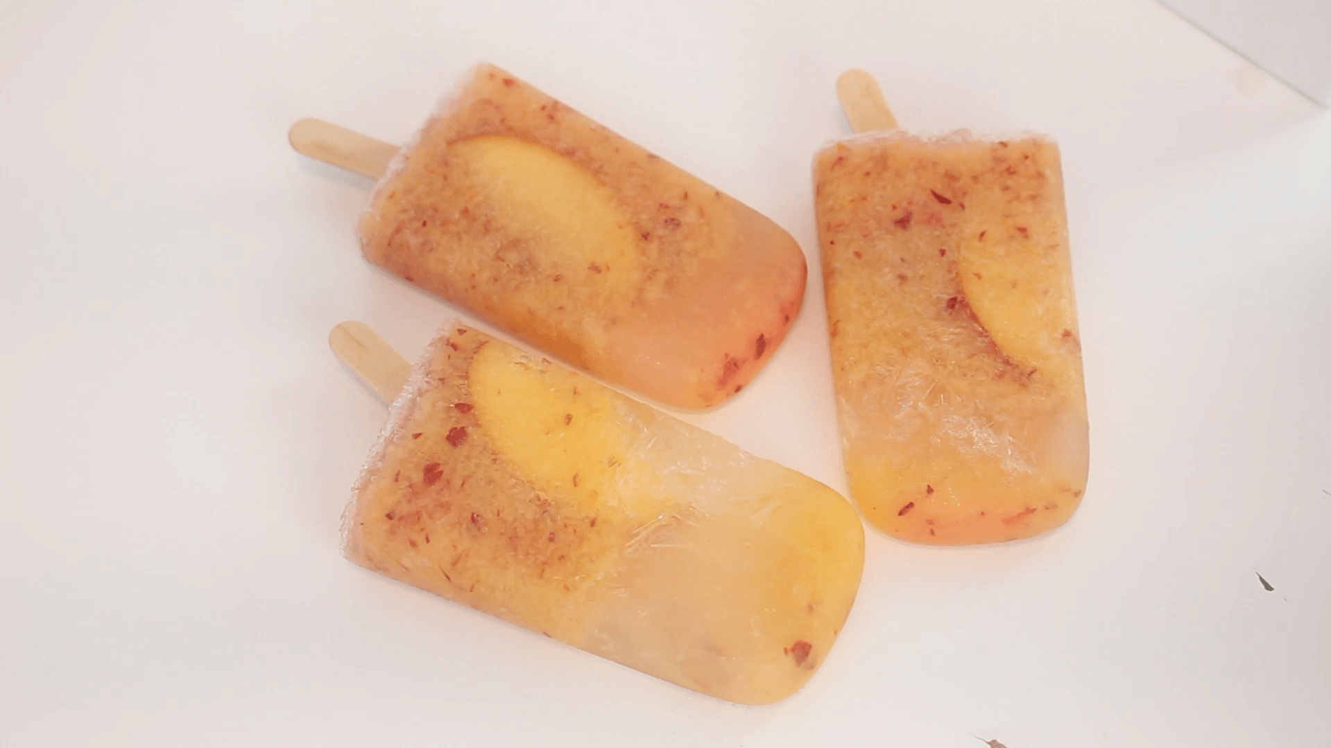 Delicious and Easy to Make Peach Bellini Ice Pop Recipe