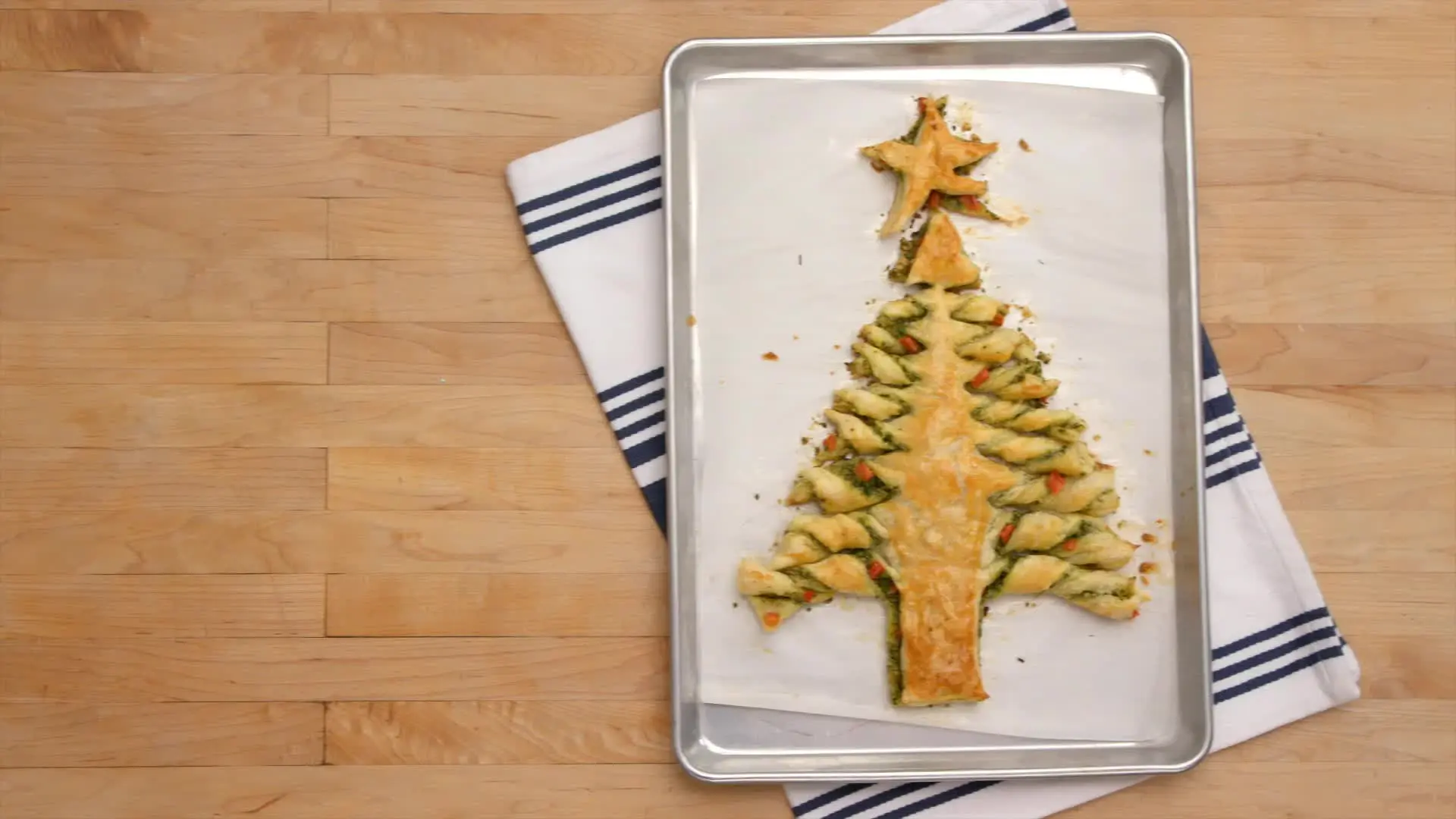 Puff Pastry Christmas Tree Appetizer - Del's cooking twist